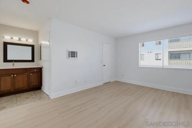9849 Caminito Marlock 26, San Diego, CA 92131