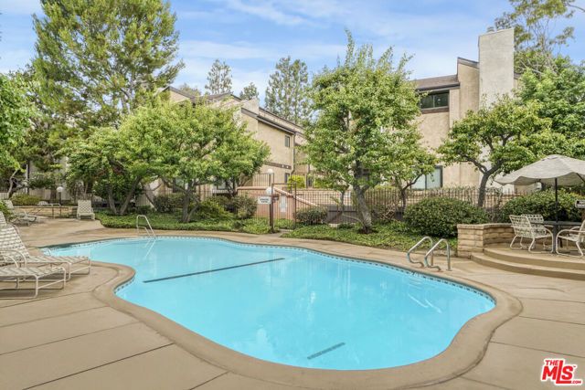 8707 Falmouth Avenue 101, Playa Del Rey (los Angeles), CA 90293