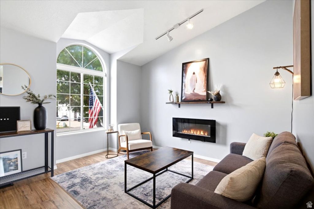 5042 S 3025 W, Roy, UT 84067 — photo 4