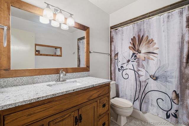 23734 S Southridge Drive, Claremore, OK 74019