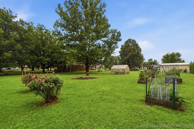 23734 S Southridge Drive, Claremore, OK 74019