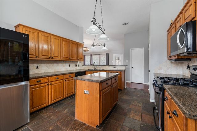 1721 Purple Martin Cove, College Station, TX 77845