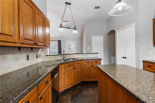 1721 Purple Martin Cove, College Station, TX 77845