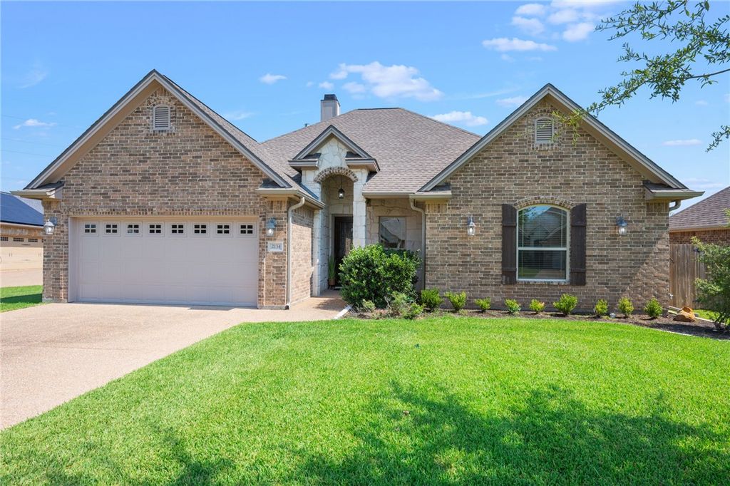 2134 Chestnut Oak Circle, College Station, TX 77845