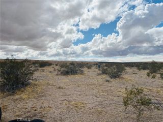 20 Matawan, Apple Valley, CA 92307