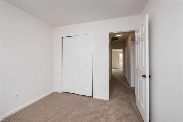 323 Paxford DR, Virginia Beach, VA 23462