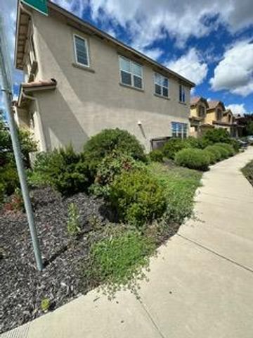 3727 Manera Rica Dr, Sacramento, CA 95834