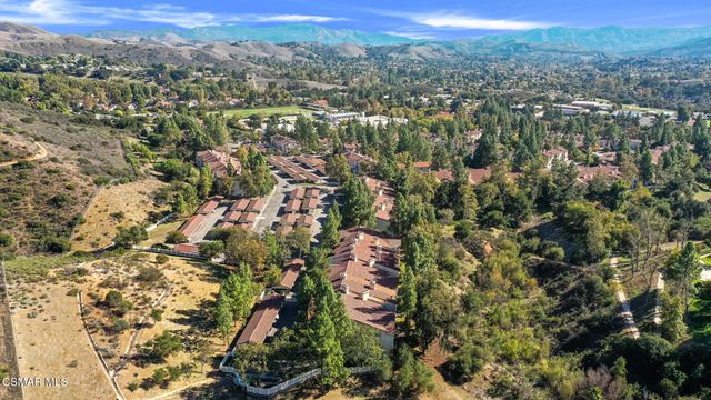 5728 Oak Bend Lane 107, Oak Park, CA 91377