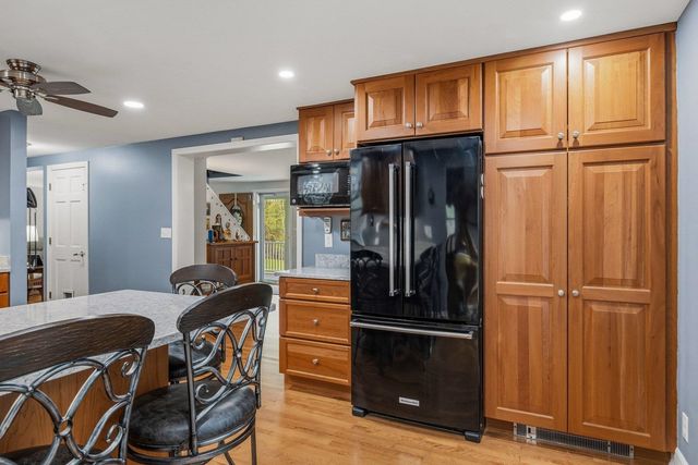 2 Grover Lane, York, ME 03909
