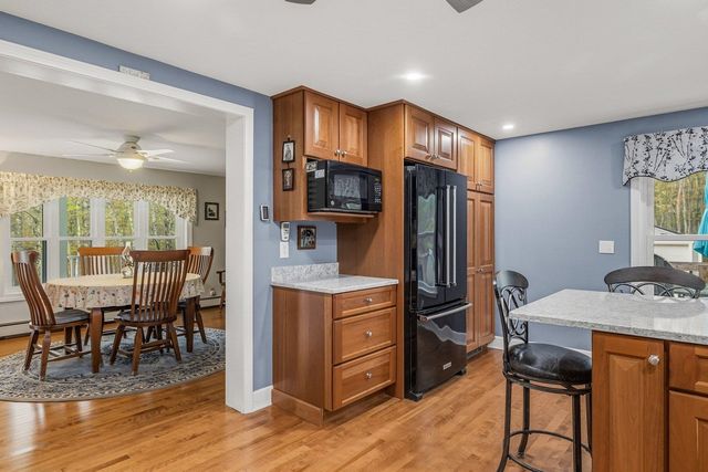 2 Grover Lane, York, ME 03909