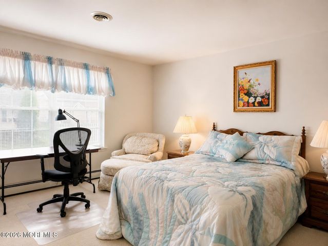 83 Westport Drive, Toms River, NJ 08757