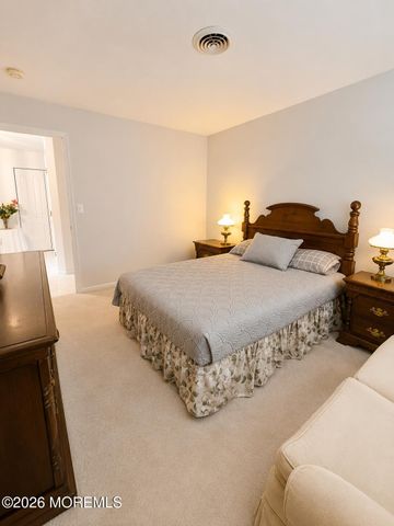 83 Westport Drive, Toms River, NJ 08757
