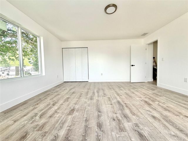 1629 NW 40th Street, Miami, FL 33142