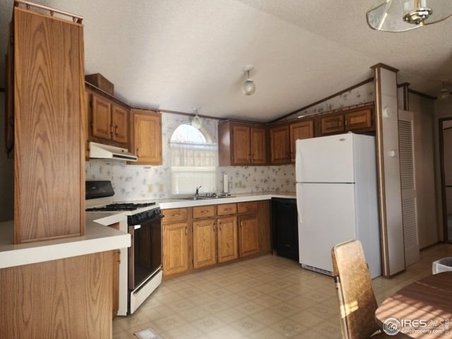 720 Flamingo Dr, Lafayette, CO 80026