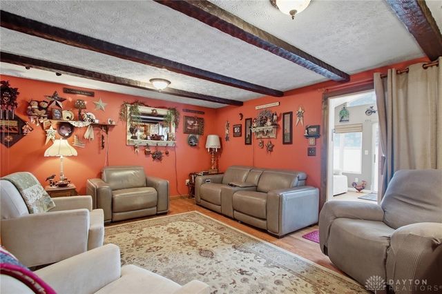 2939 Willow Road, Springfield, OH 45502