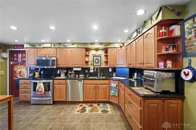 2939 Willow Road, Springfield, OH 45502