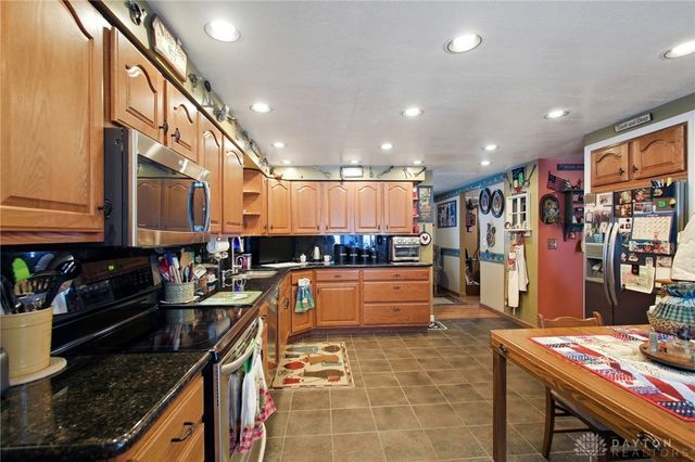 2939 Willow Road, Springfield, OH 45502