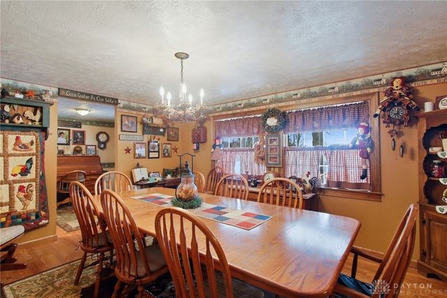 2939 Willow Road, Springfield, OH 45502