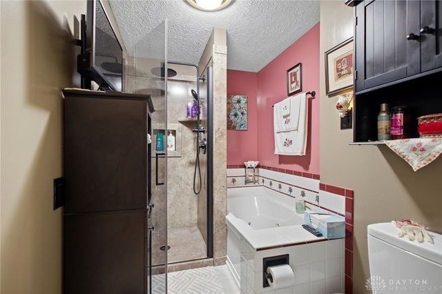 2939 Willow Road, Springfield, OH 45502