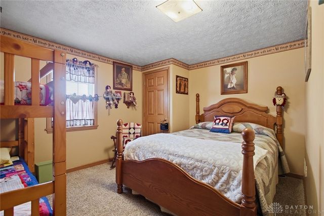 2939 Willow Road, Springfield, OH 45502