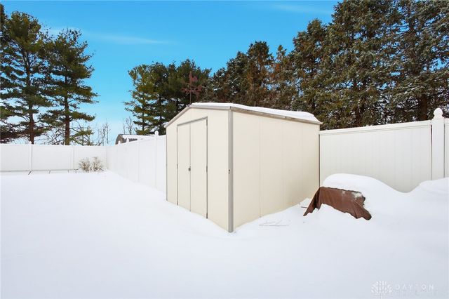 2939 Willow Road, Springfield, OH 45502