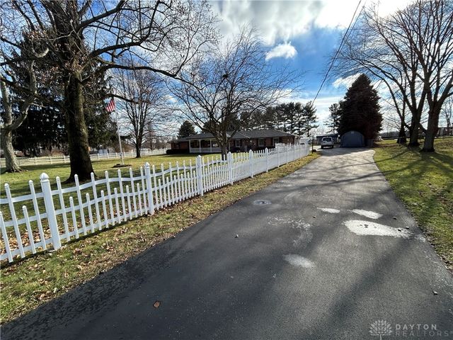 2939 Willow Road, Springfield, OH 45502