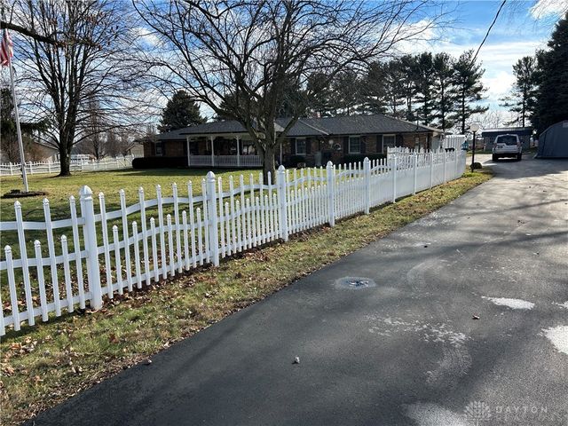 2939 Willow Road, Springfield, OH 45502