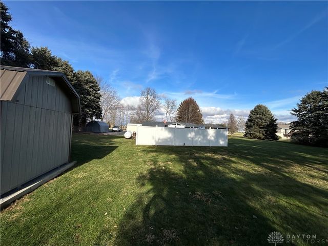 2939 Willow Road, Springfield, OH 45502