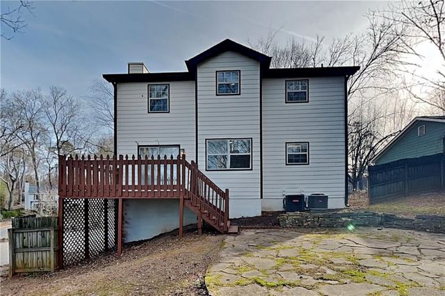 385 Roswell Farms Road, Roswell, GA 30075