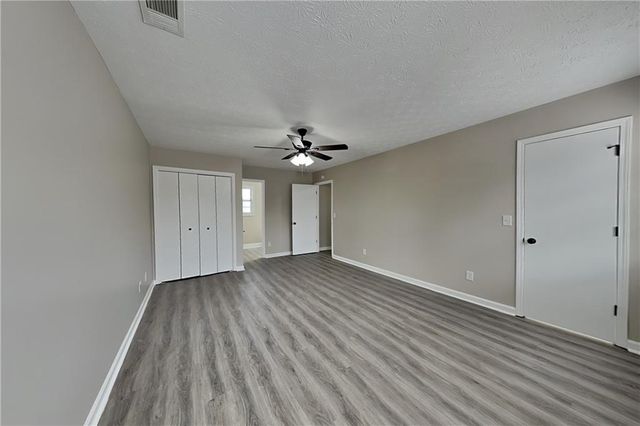 385 Roswell Farms Road, Roswell, GA 30075