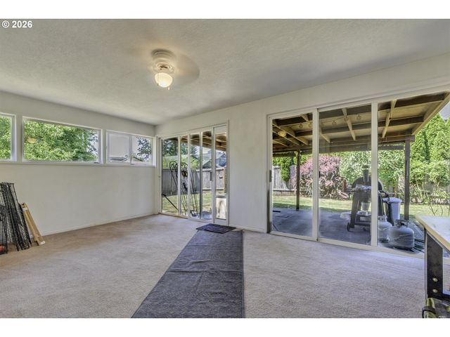 3102 B St, Forest Grove, OR 97116