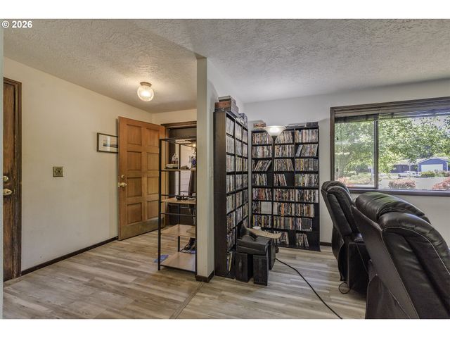 3102 B St, Forest Grove, OR 97116