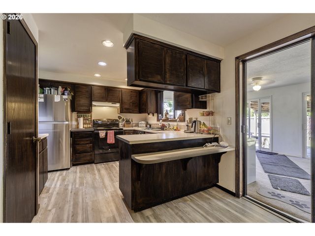 3102 B St, Forest Grove, OR 97116