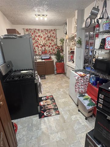 1521 Zerega Avenue, Bronx, NY 10462