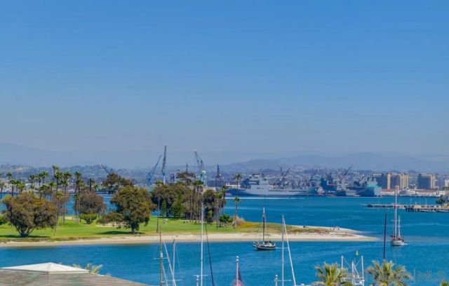 1810 Avenida Del Mundo 1106, Coronado, CA 92118