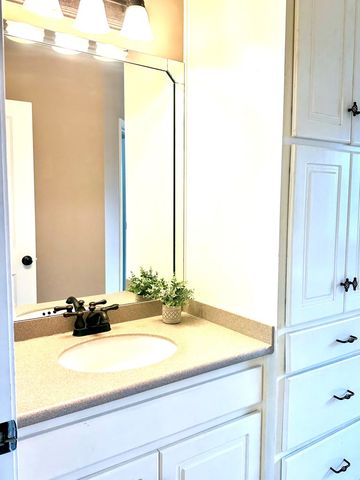 103 SW Cronan Ct, Dothan, AL 36301