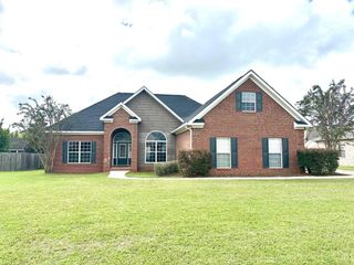 103 SW Cronan Ct, Dothan, AL 36301