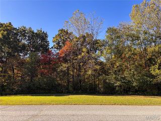 1 Manderly Place Drive, O'fallon, MO 63366