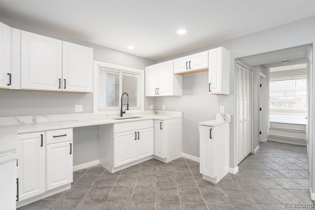 18327 E 13 Mile Road, Fraser, MI 48026