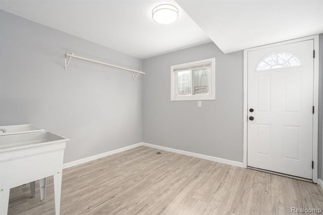 18327 E 13 Mile Road, Fraser, MI 48026