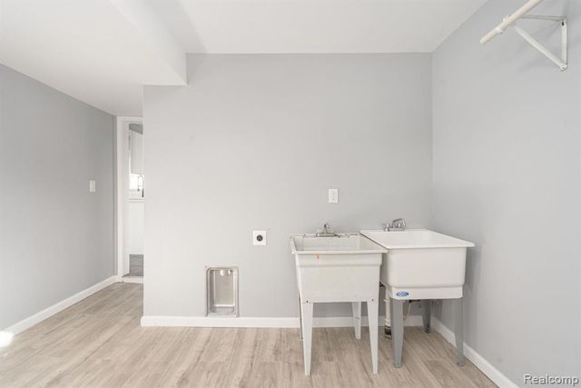 18327 E 13 Mile Road, Fraser, MI 48026