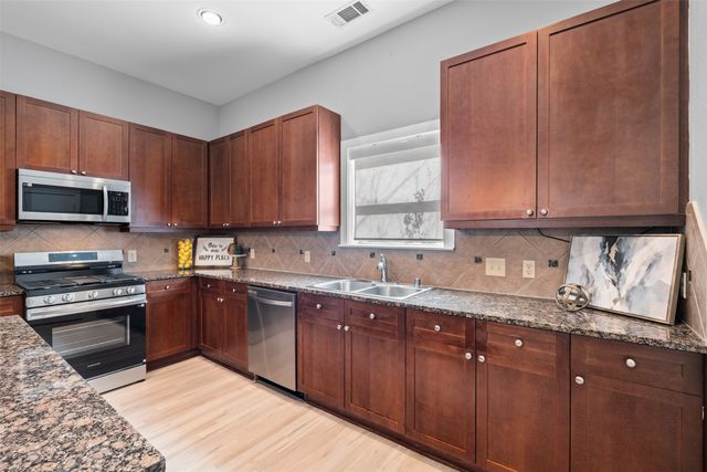 4830 Cedar Springs Road 5, Dallas, TX 75219