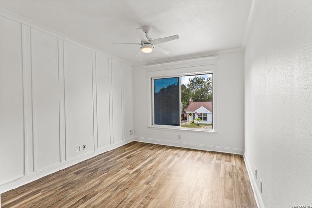 6238 Valley Pawn, San Antonio, TX 78250