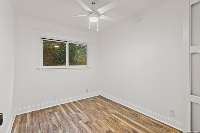 6238 Valley Pawn, San Antonio, TX 78250