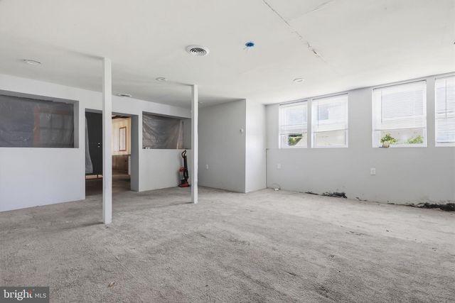 5602-08 DEVON ST, Philadelphia, PA 19138