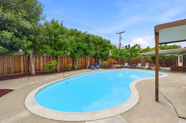 1239 Claiborne Drive, Walnut Creek, CA 94598