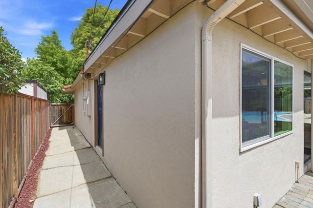 1239 Claiborne Drive, Walnut Creek, CA 94598