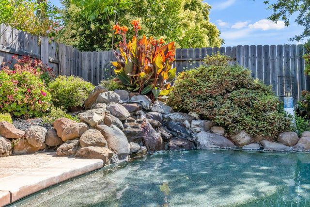 2348 Rudat Cir, Rancho Cordova, CA 95670