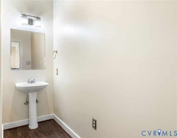 11105 Glen Hollow Ct, Henrico, VA 23223