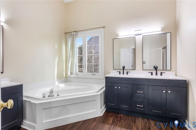 11105 Glen Hollow Ct, Henrico, VA 23223